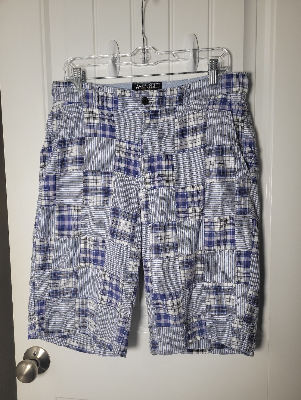 Men's American Living Rag Blue & White Patchwork Plaid Shorts.  Size 33